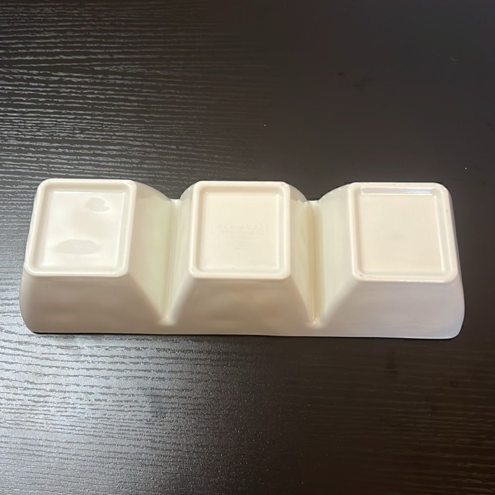 Rae Dunn Three Compartment Dip/Condiment Tray - Picture 5 of 5